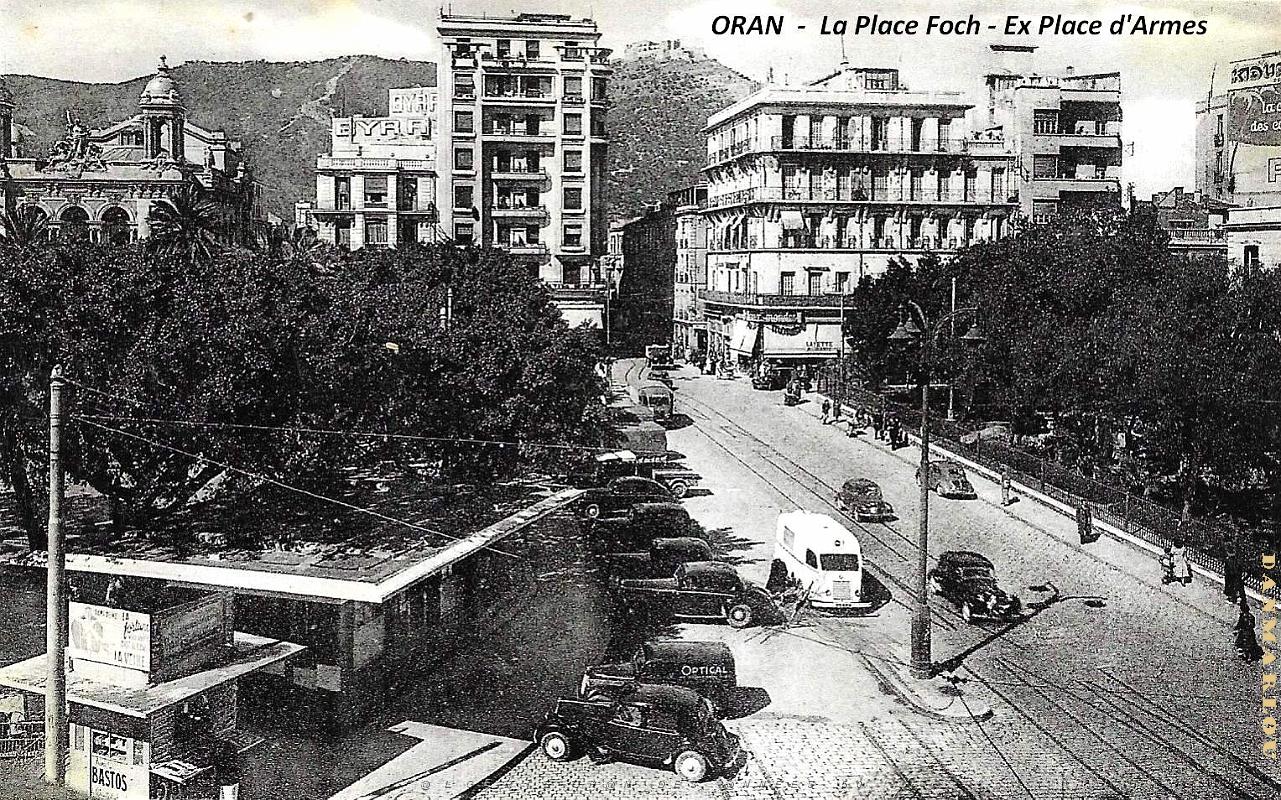 Oran - Place Foch.jpg